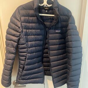 Patagonia Down Sweater Jacket (Navy, Large)